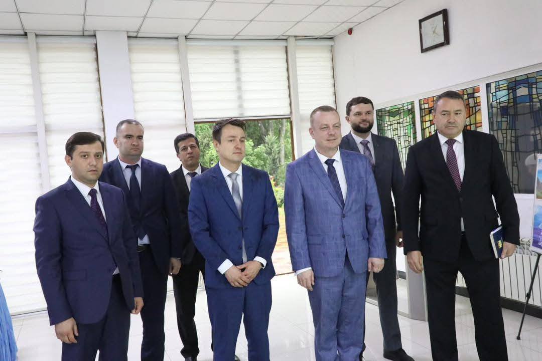 БОЗДИДИ ҲАЙАТИ НАМОЯНДАГОНИ СОҲАИ МАОРИФИ ШАҲРИ САНКТ-ПЕТЕРБУРГИ ФЕДЕРАТСИЯИ РОССИЯ АЗ МУАССИСАИ ДАВЛАТИИ «МАРКАЗИ КӮДАКОН ВА НАВРАСОНИ ШАҲРИ ДУШАНБЕ» img