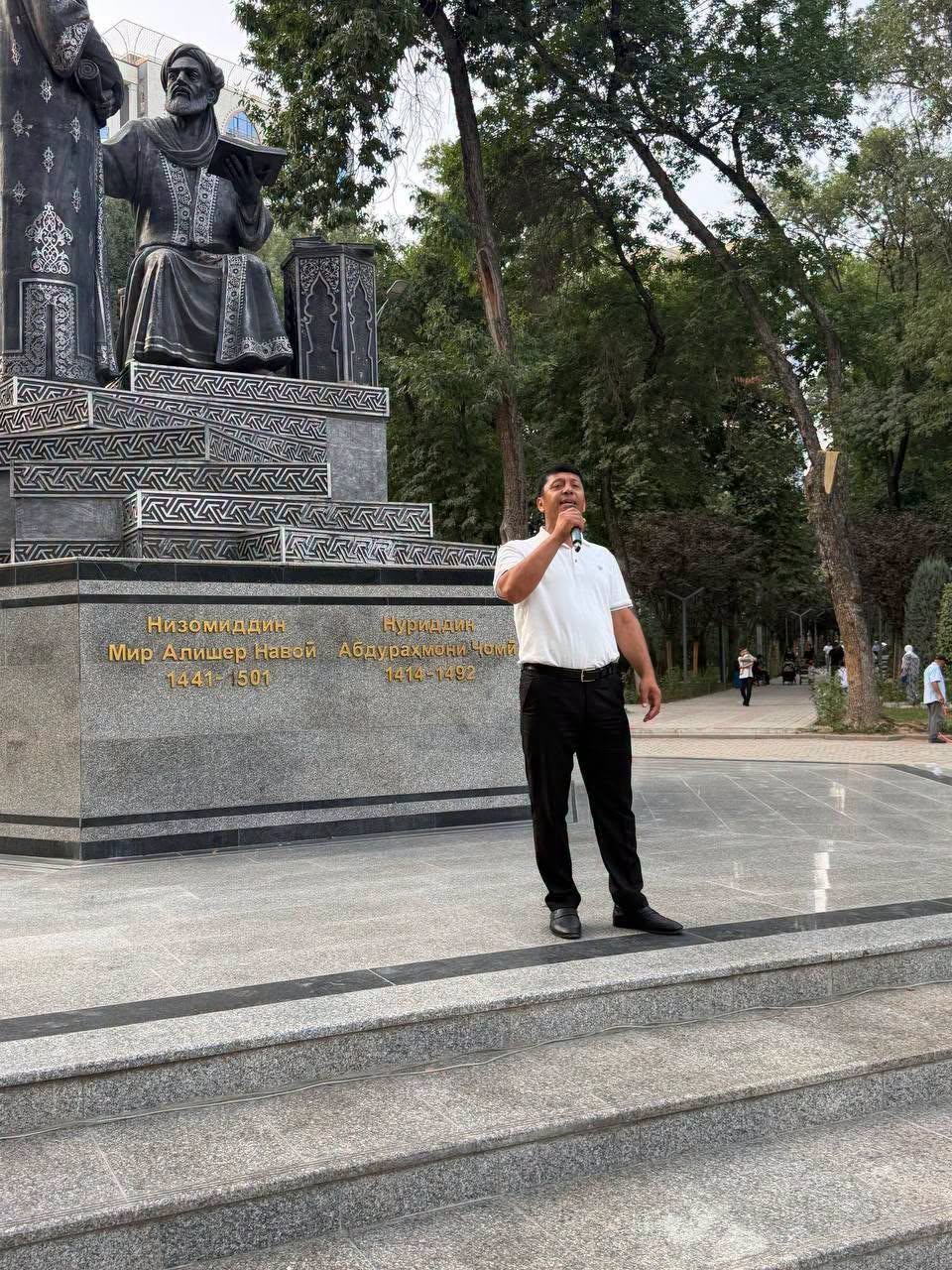 «НАВРӮЗ» ДАР МЕҲМОНИИ ҶОМӢ ВА НАВОӢ img