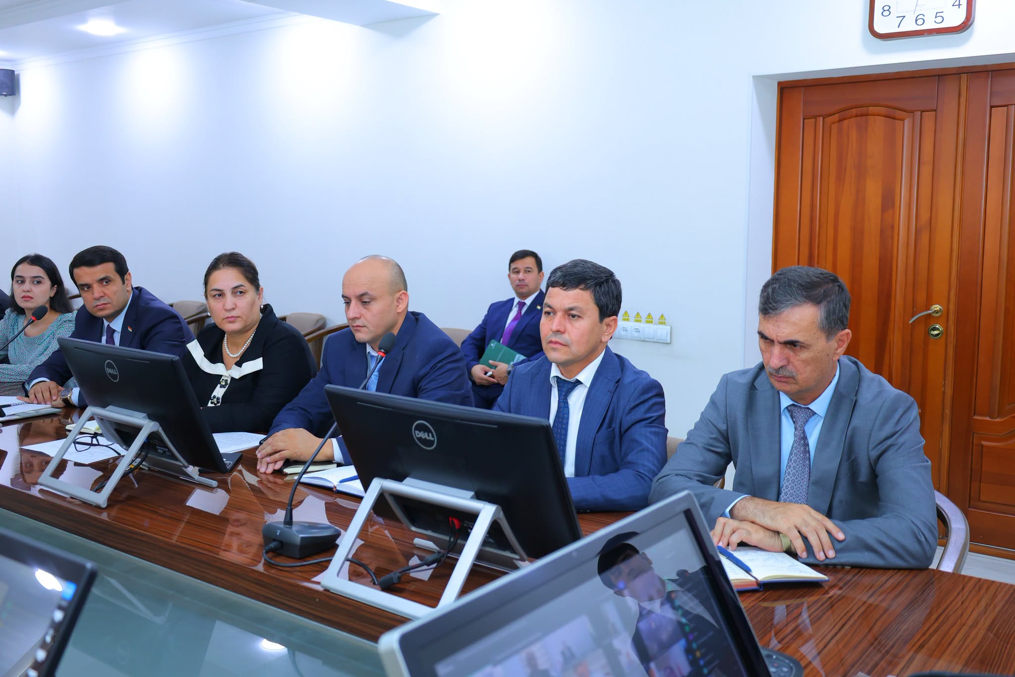 ҶАЛАСАИ НАВБАТИИ СИТОДИ ОНЛАЙНИИ ВАЗОРАТИ МАОРИФ ВА ИЛМ БАРГУЗОР ГАРДИД img