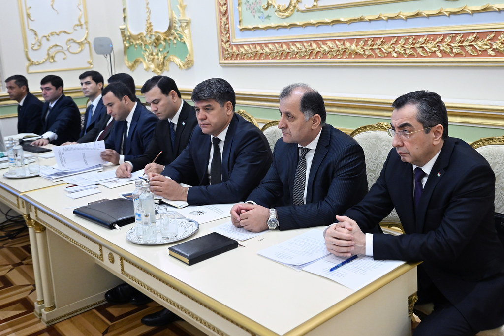 Иштирок дар ҷаласаи якуми Шуро оид ба рушди иқтисоди рақамии назди Президенти Ҷумҳурии Тоҷикистон img