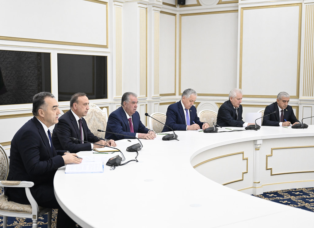 Мулоқот бо Президенти Федератсияи Русия Владимир Путин img
