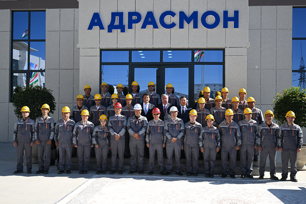 Ифтитоҳи корхонаи азими саноатии маъдантозакунии Адрасмон дар шаҳри Гулистон баъди аз фаъолият боз мондан img