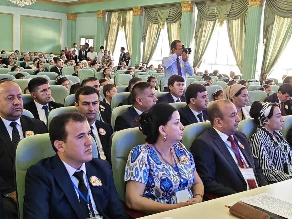 «ШОҲНОМАХОНӢ» - РОҲЕ БА СӮЙИ ХУДШИНОСӢ ВА АРҶГУЗОРӢ БА МЕРОСИ МИЛЛӢ img