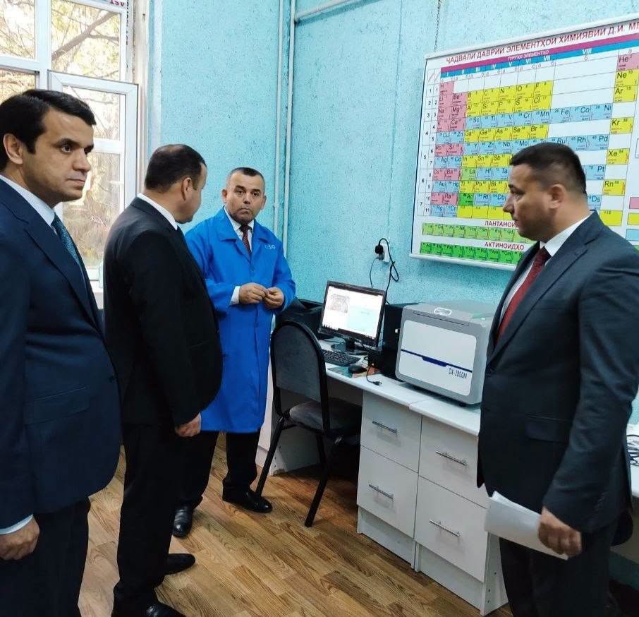 БОЗДИДИ МУОВИНИ ВАЗИРИ МАОРИФ ВА ИЛМ АЗ ДОНИШКАДАИ КӮҲИЮ МЕТАЛЛУРГИИ ТОҶИКИСТОН img